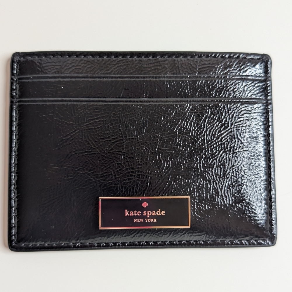 ✨ Kate Spade Black Crinkle Patent Cardholder – NWT ✨